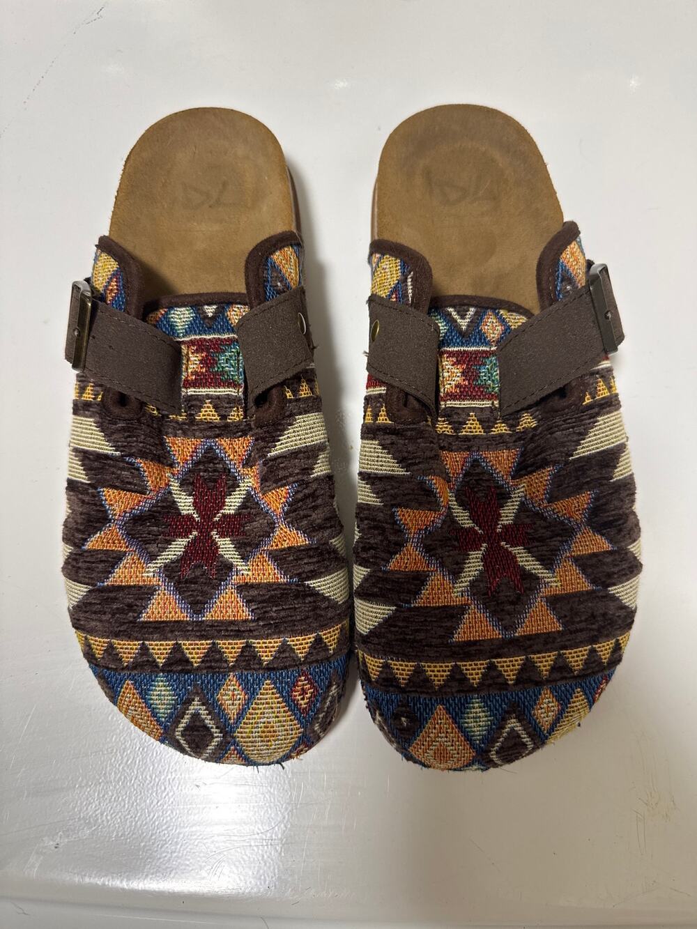 Dirty Laundry Bebidas clogs